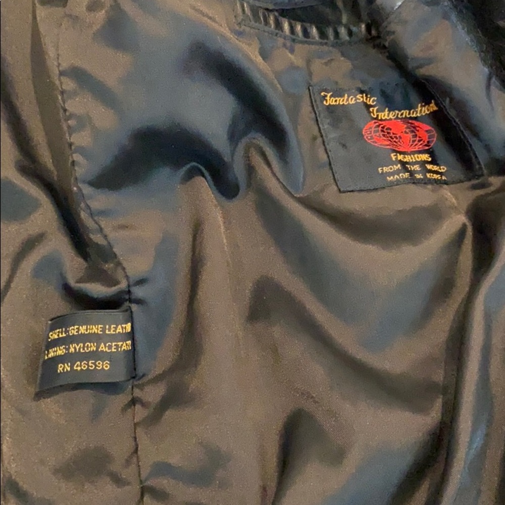 Vintage 1990s Black Leather Motorcycle Jacket size Medium zip up lots of pockets - Picture 6 of 6